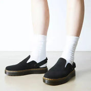 Zueco Carlson de Gamuza Dr. Martens