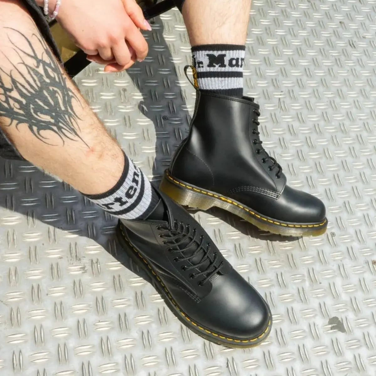 Bota 1460 Hombre de Cuero Smooth Martens SNOBBY