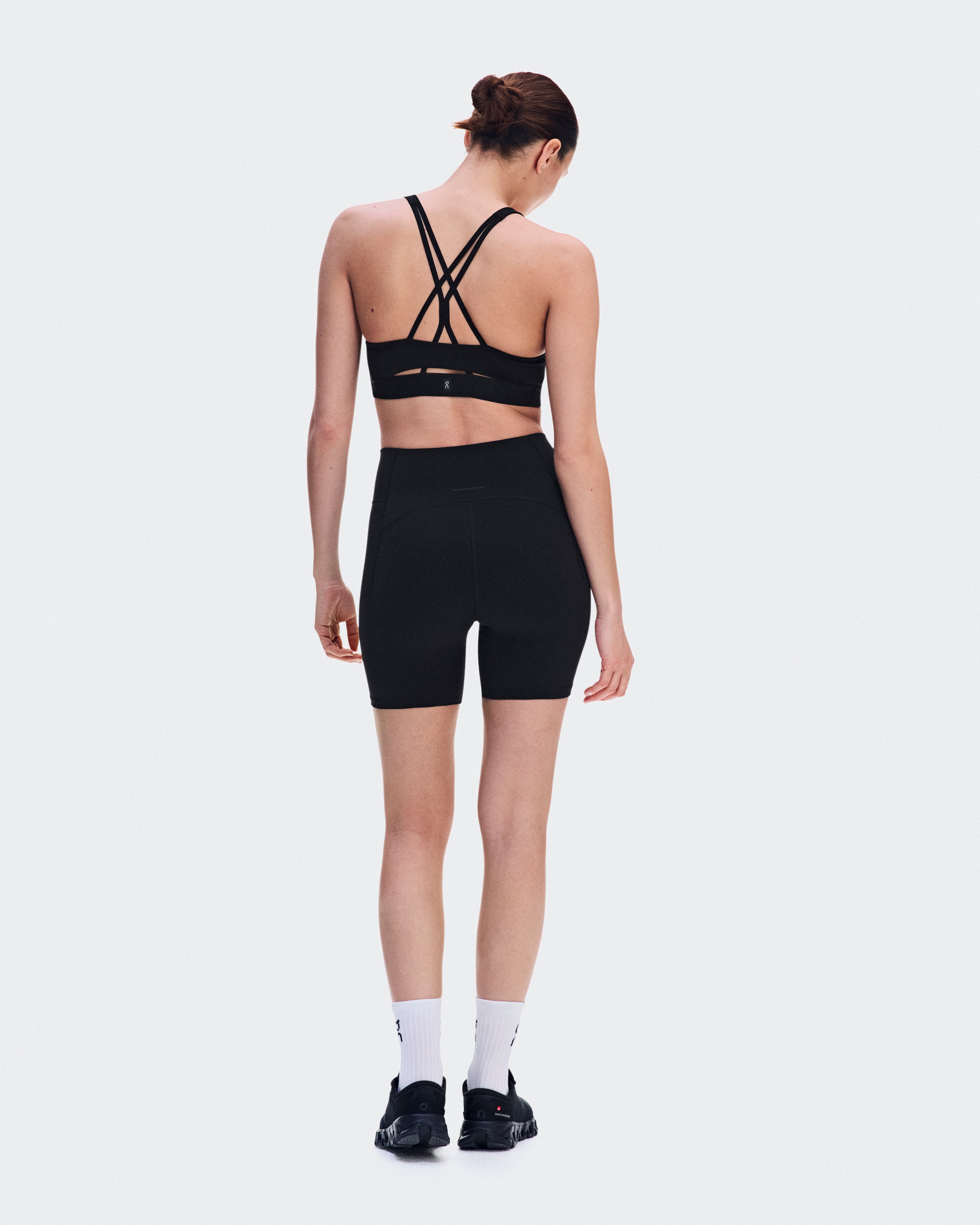 Studio Leggings Short 6" Calza Mujer Negro