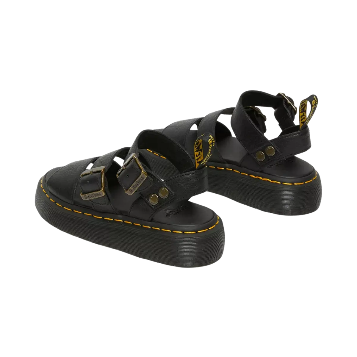 Gryphon Quad Black de Cuero Pisa Dr. Martens