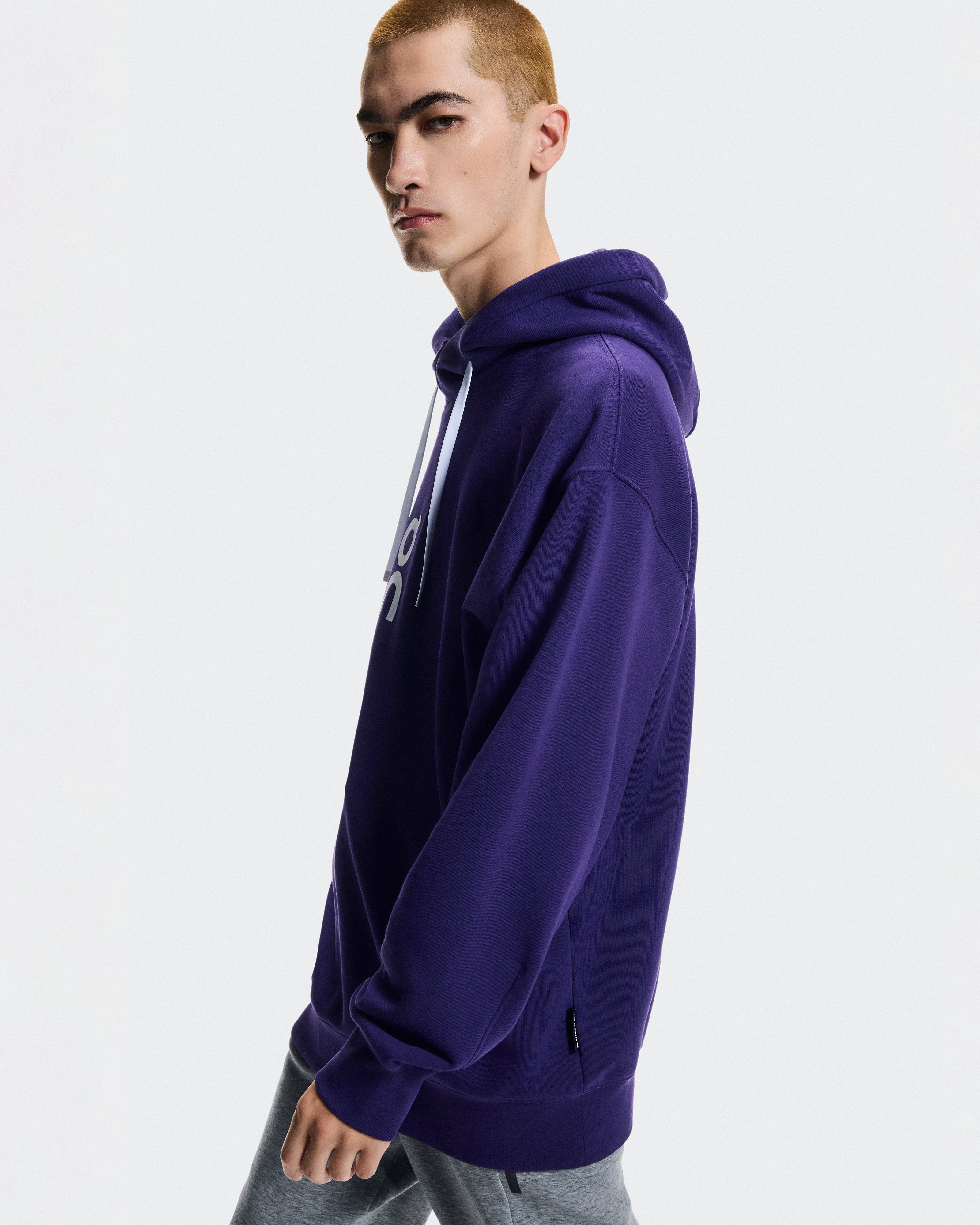 Polerón On Club Hoodie Hombre Morado