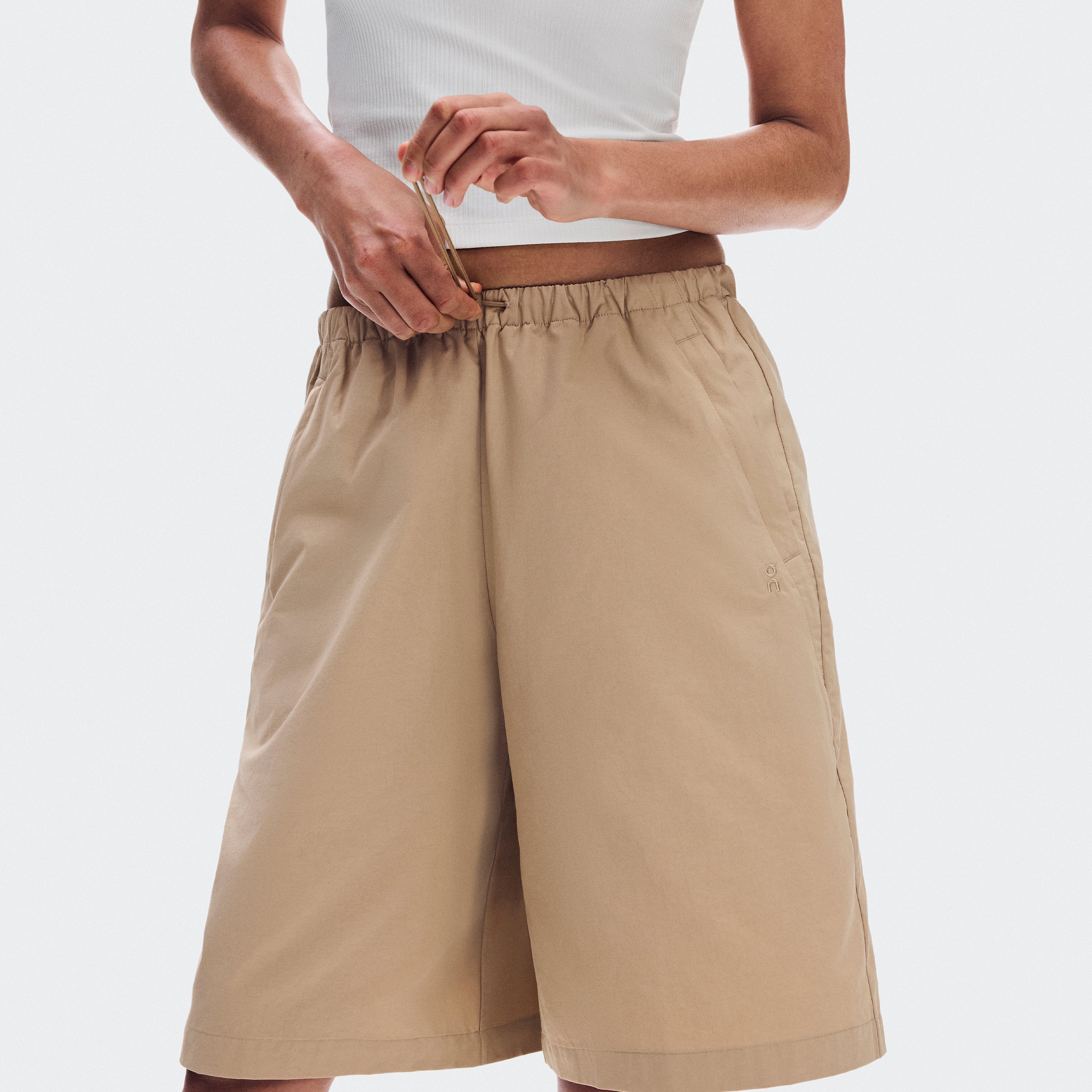 Short On Bermuda Shorts Mujer Beige