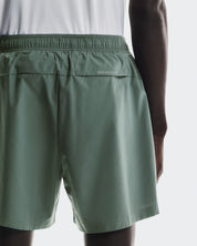 5" Core Shorts Short Hombre Verde