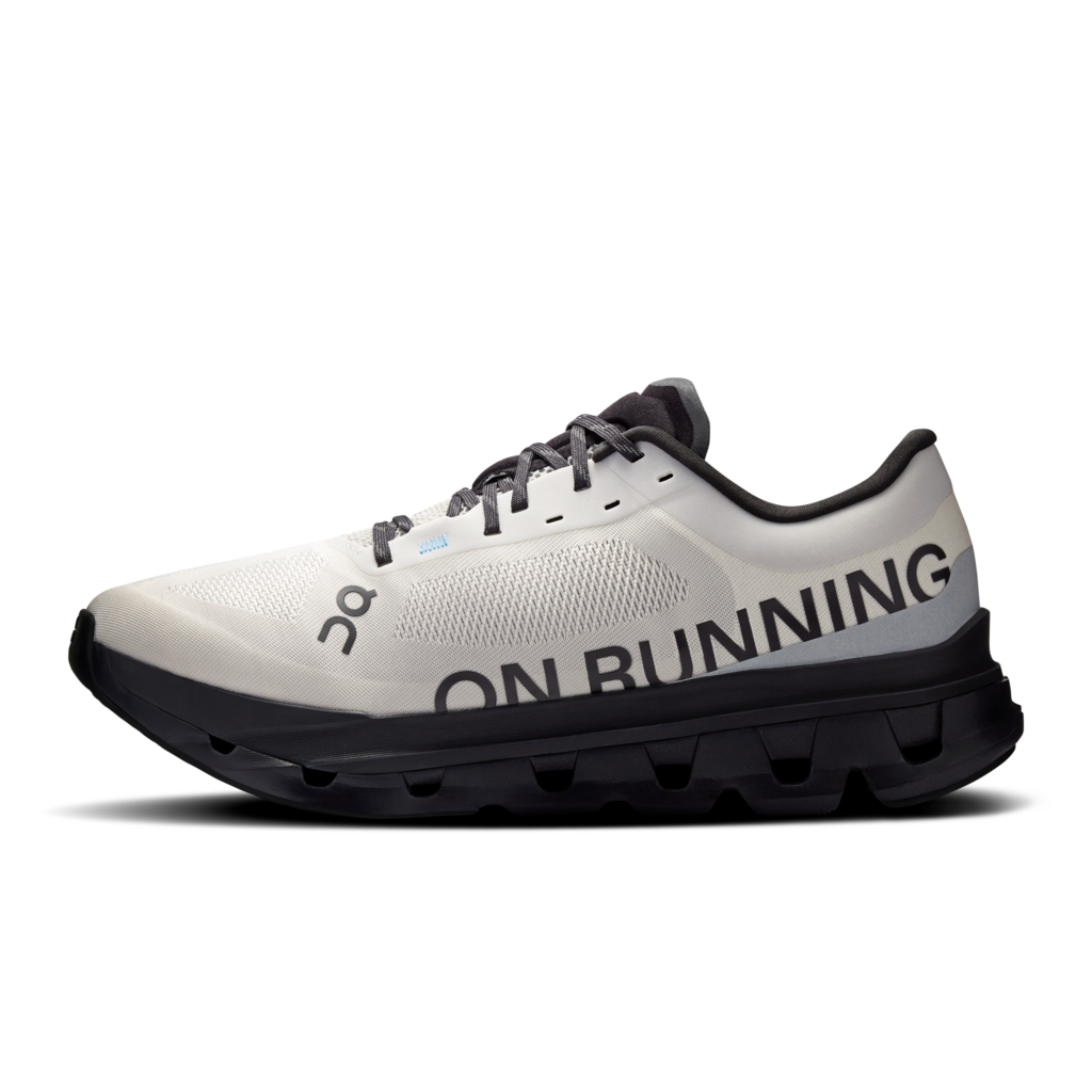 CreateSmallPNG-3MF30760117-cloudflow_5_lumos-fw25-glacier_black-m-1x1-g4.png