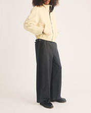 Mocasines Adrian Yellow Stitch de cuero Smooth con borla Dr. Martens - vista lateral